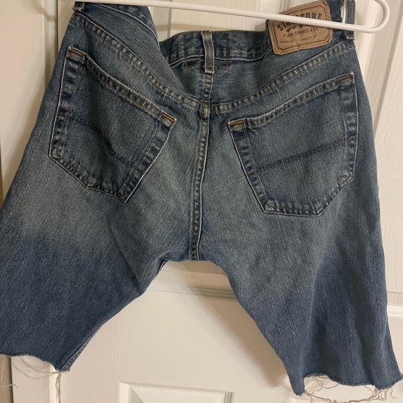 Levi long shorts - Picture 2 of 3